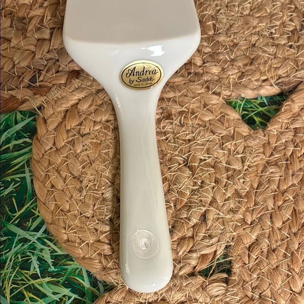 Andrea By Sadek Cake Server with Fruit and Blossoms Design